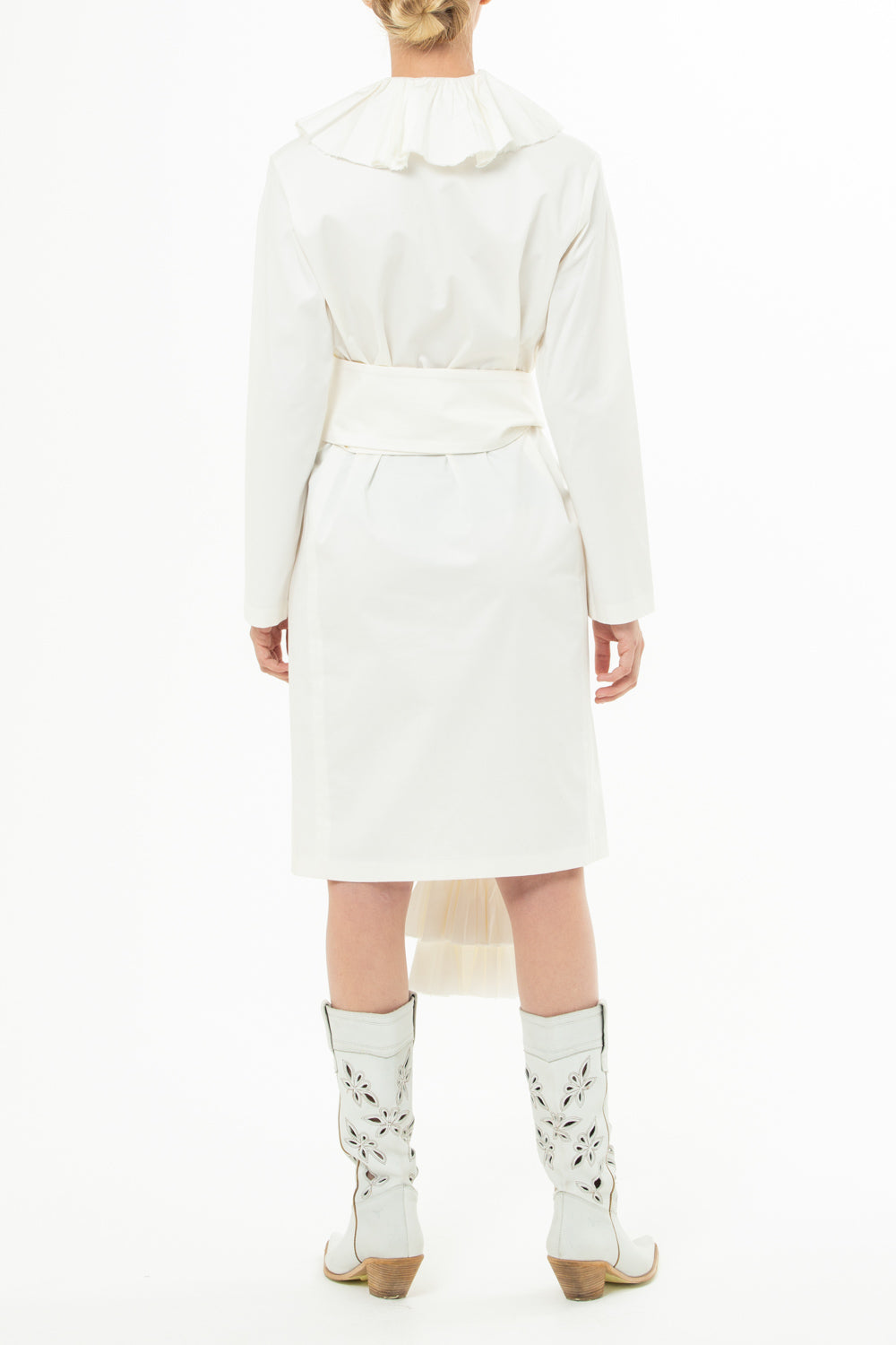 Dress with a print in the form of a lace top