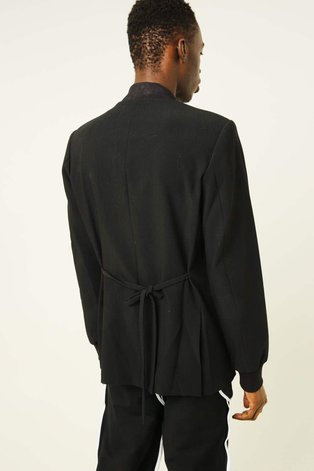 Blazer with sequin collar