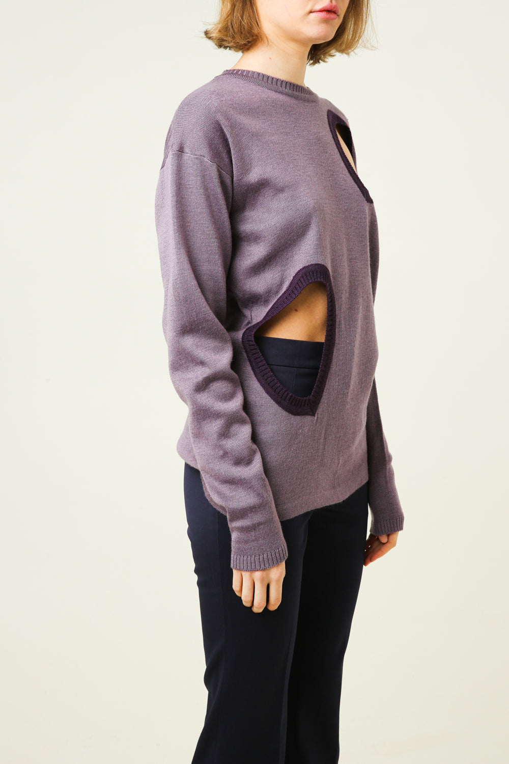 Longsleeve with cutouts